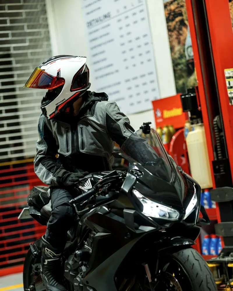 Spyder Full-face helmet